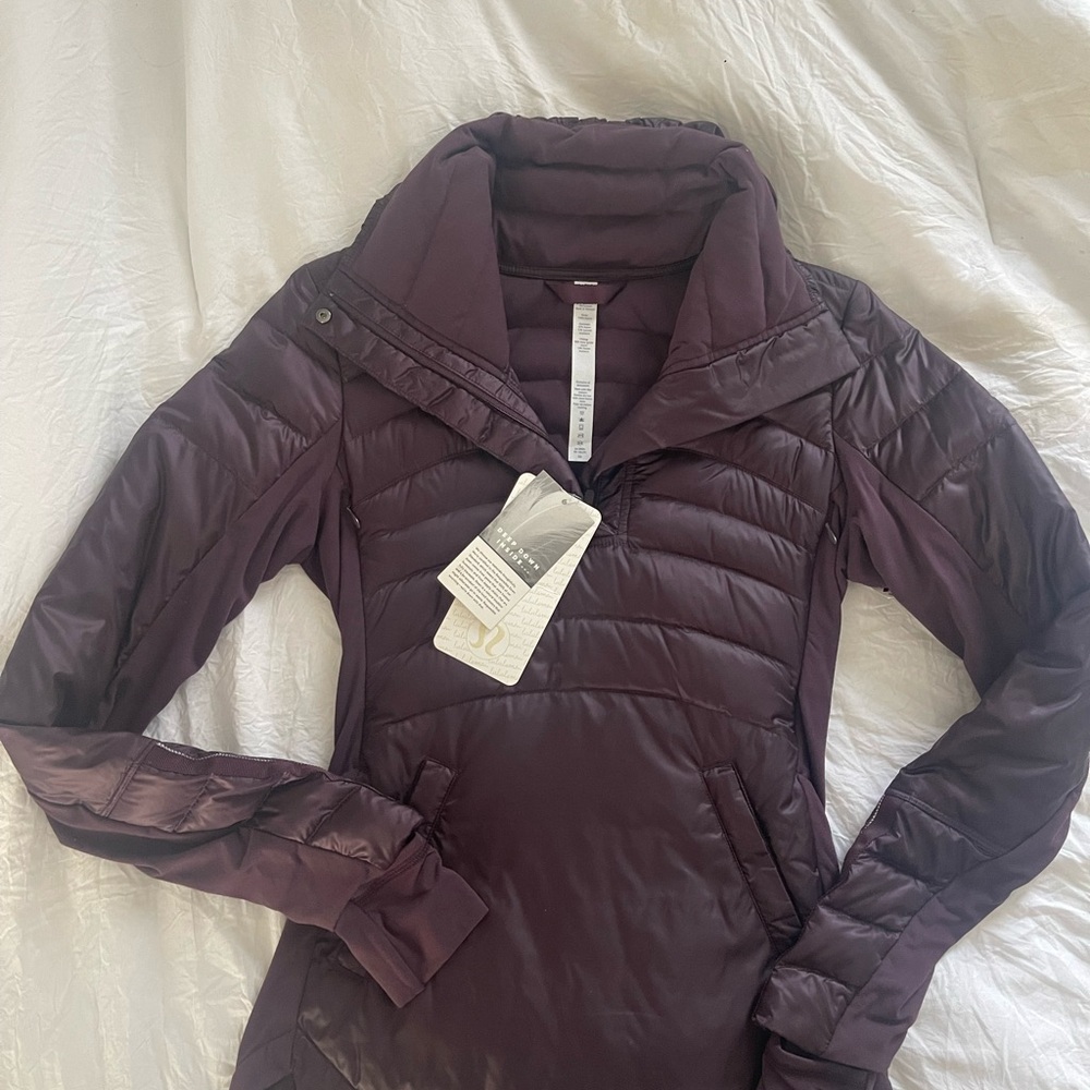 Lululemon Down For A Run Pullover II, size 2, Burgundy/Black Cherry